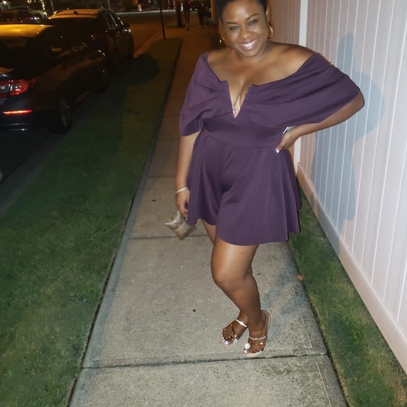 Flirty Romper - Picture 3 of 7